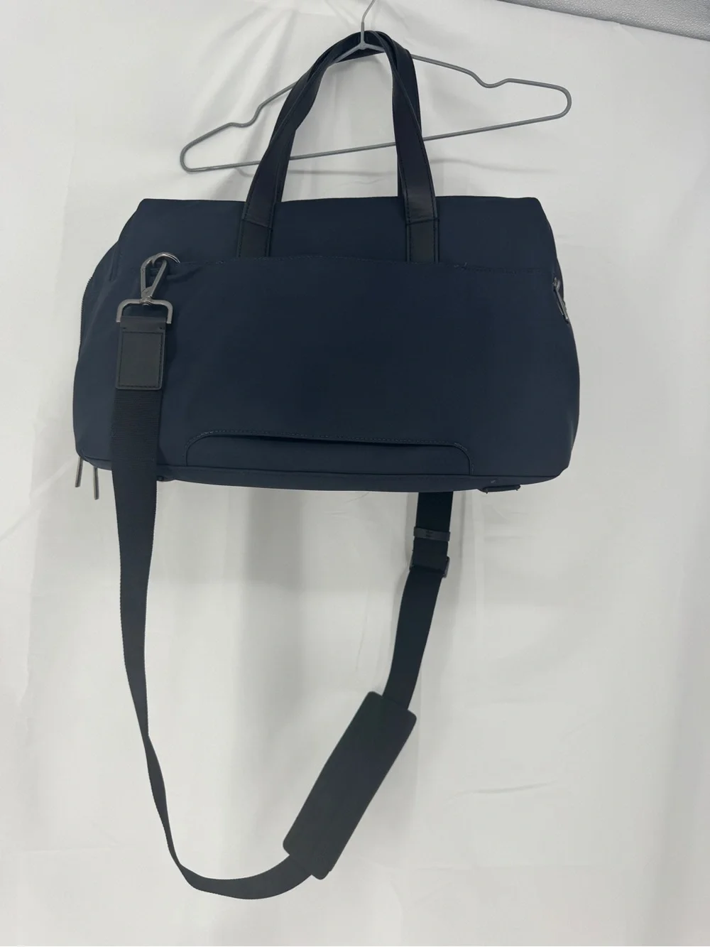 Away The Everywhere Bag in Navy EUC - Picture 7 of 13